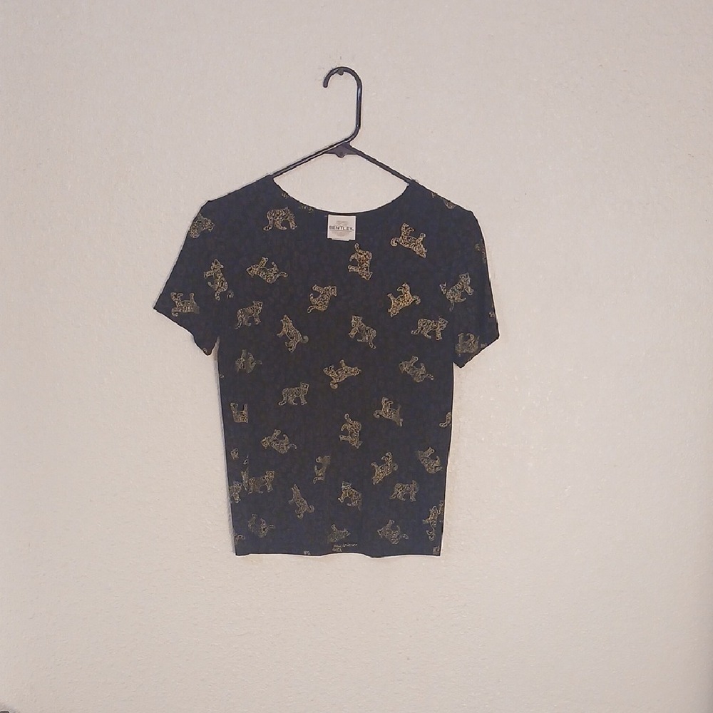 Chic Black Tee with Gold Leopard Design